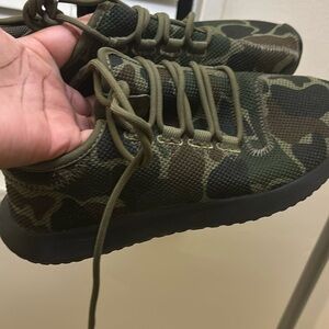 Tubular Shadow camo Adidas size 6